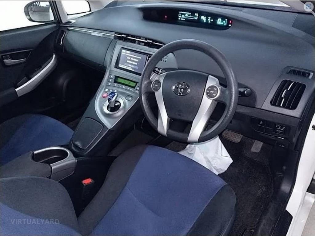 2014 Toyota Prius ZVW30R i-Tech Liftback 5dr CVT 1sp 1.8i/60kW Hybrid