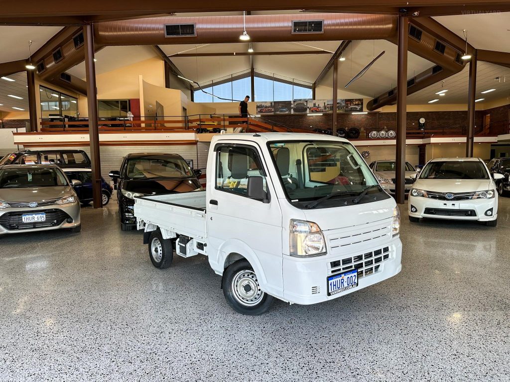 2017 Suzuki Carry – 4WD Truck