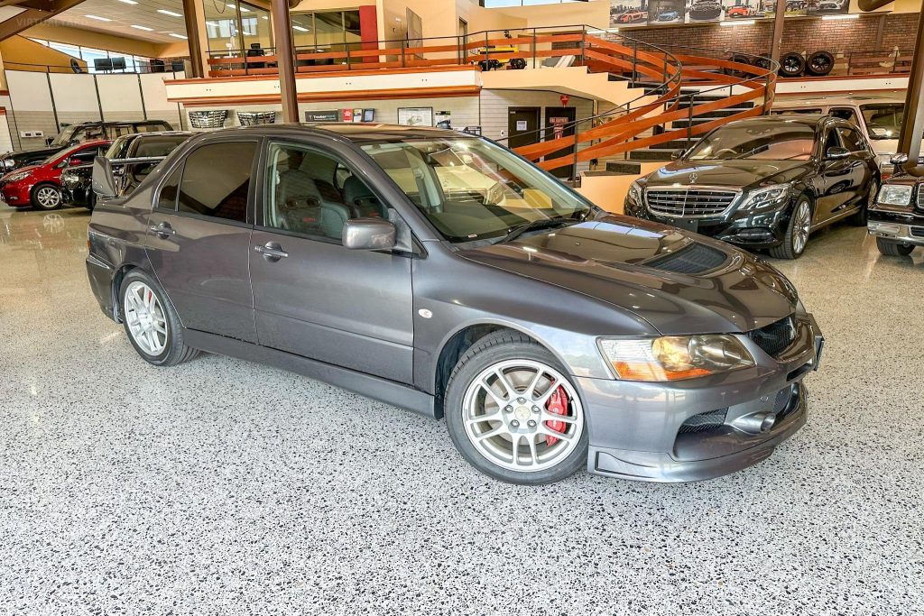 MITSUBISHI EVO 9