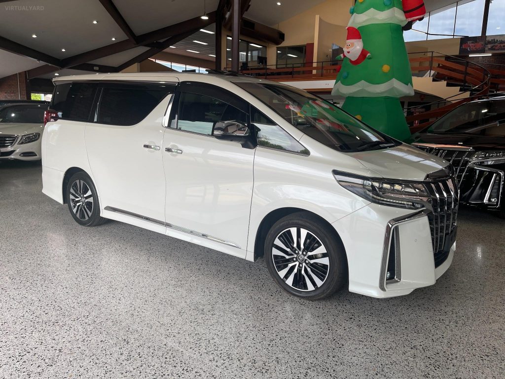 2018 Toyota Alphard SC with JBL and 360 Camera