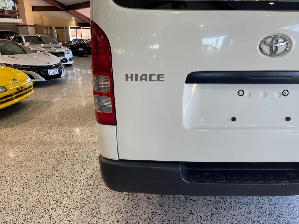 2018 Toyota Hiace Diesel LWB GDH201