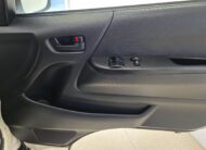 2017 TOYOTA HIACE DX KDH201