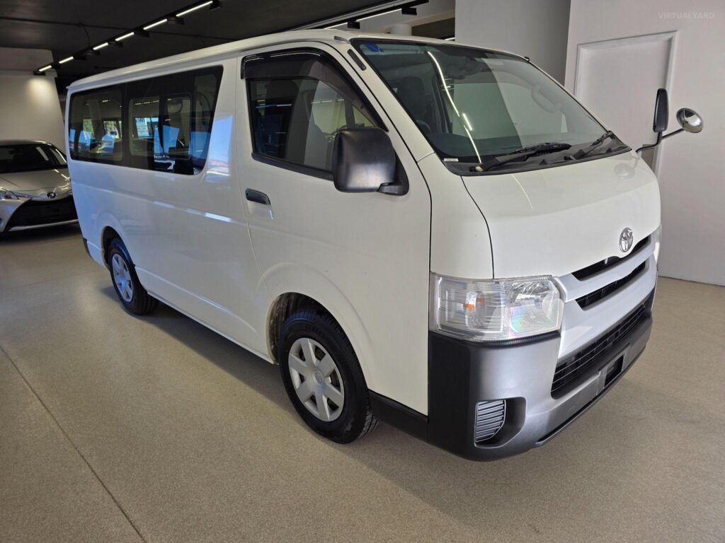 2017 TOYOTA HIACE DX KDH201