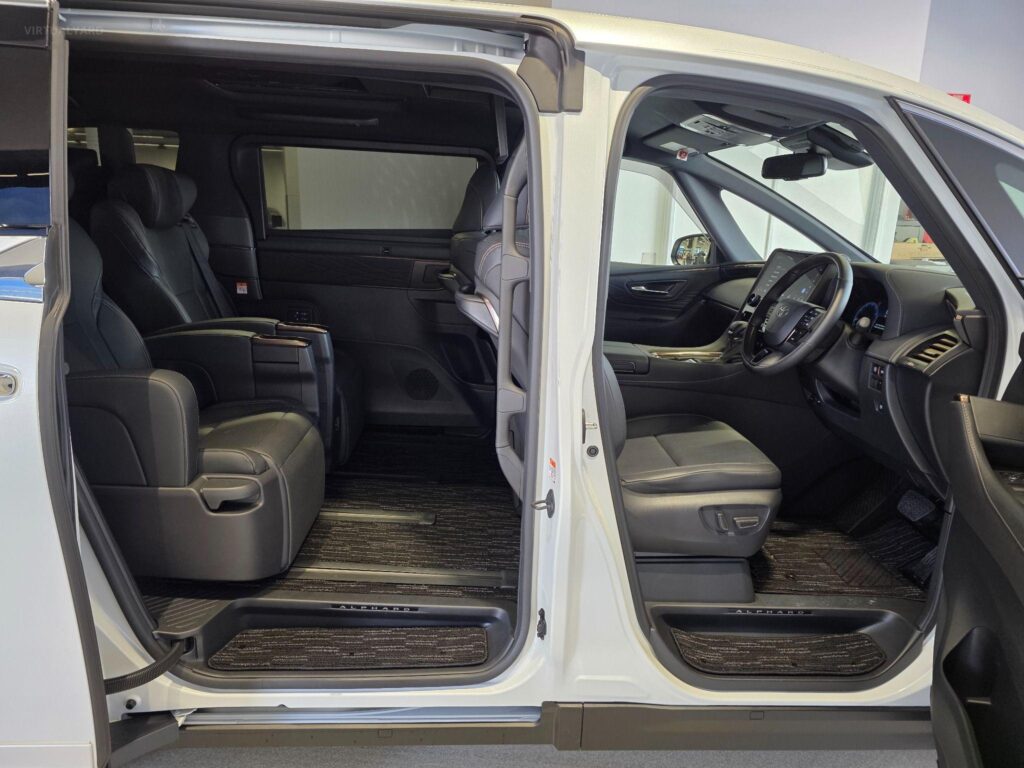 2024 TOYOTA ALPHARD Z AGH40