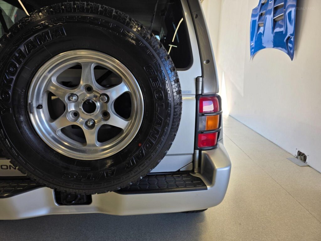1998 MITSUBISHI Pajero Evolution V55