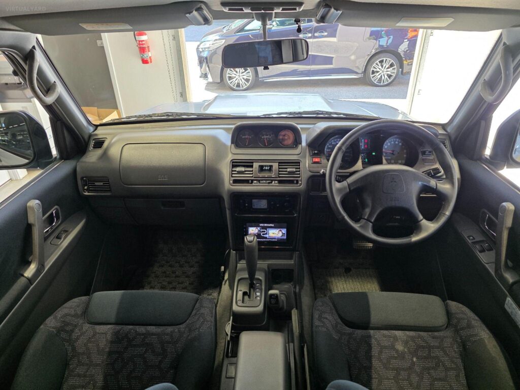 1998 MITSUBISHI Pajero Evolution V55