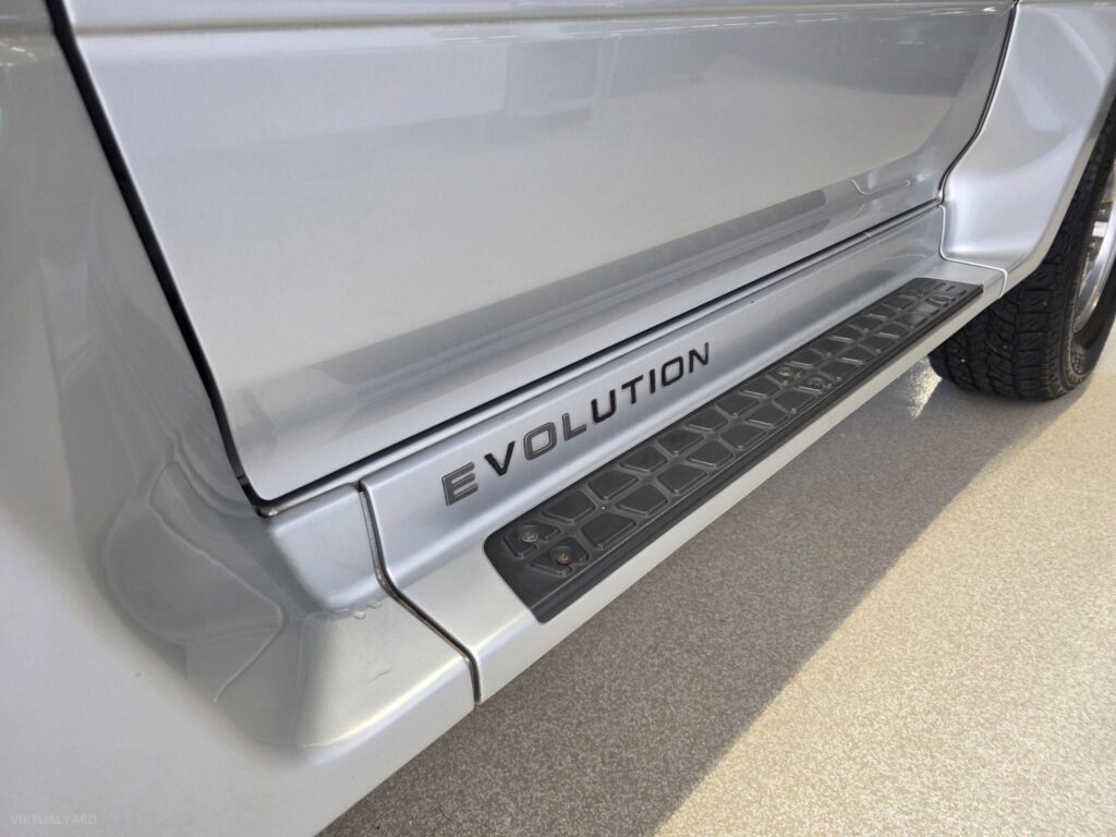 1998 MITSUBISHI Pajero Evolution V55