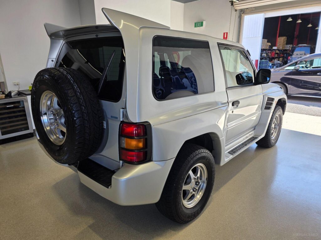 1998 MITSUBISHI Pajero Evolution V55