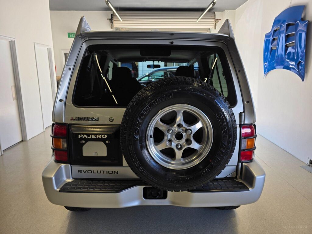 1998 MITSUBISHI Pajero Evolution V55