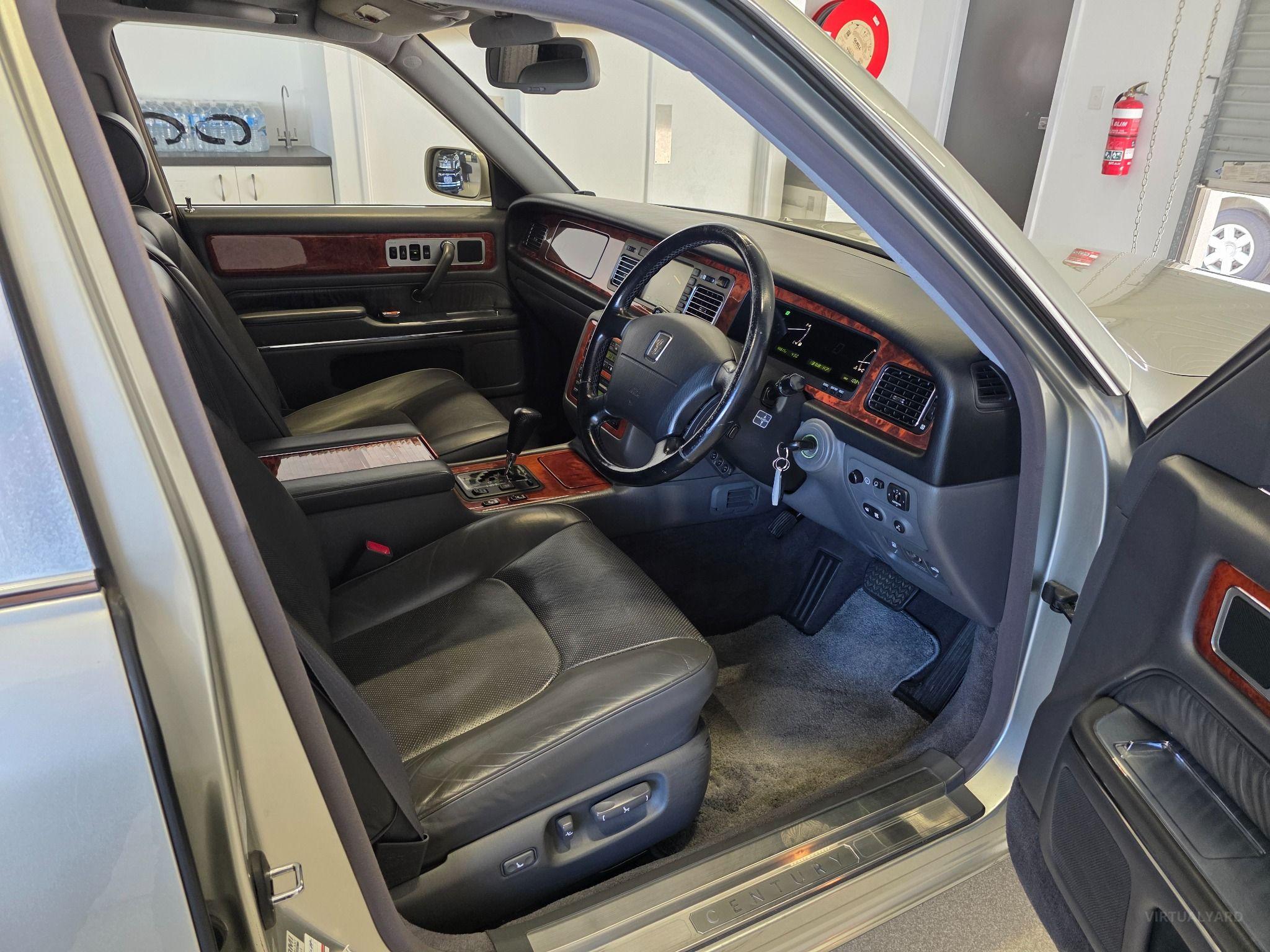 2006 TOYOTA Century V12 GZG50