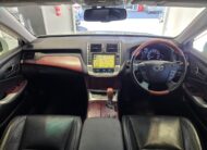 2010 TOYOTA CROWN MAJESTA G-TYPE URS206