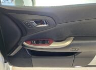 2010 TOYOTA CROWN MAJESTA G-TYPE URS206