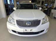 2010 TOYOTA CROWN MAJESTA G-TYPE URS206