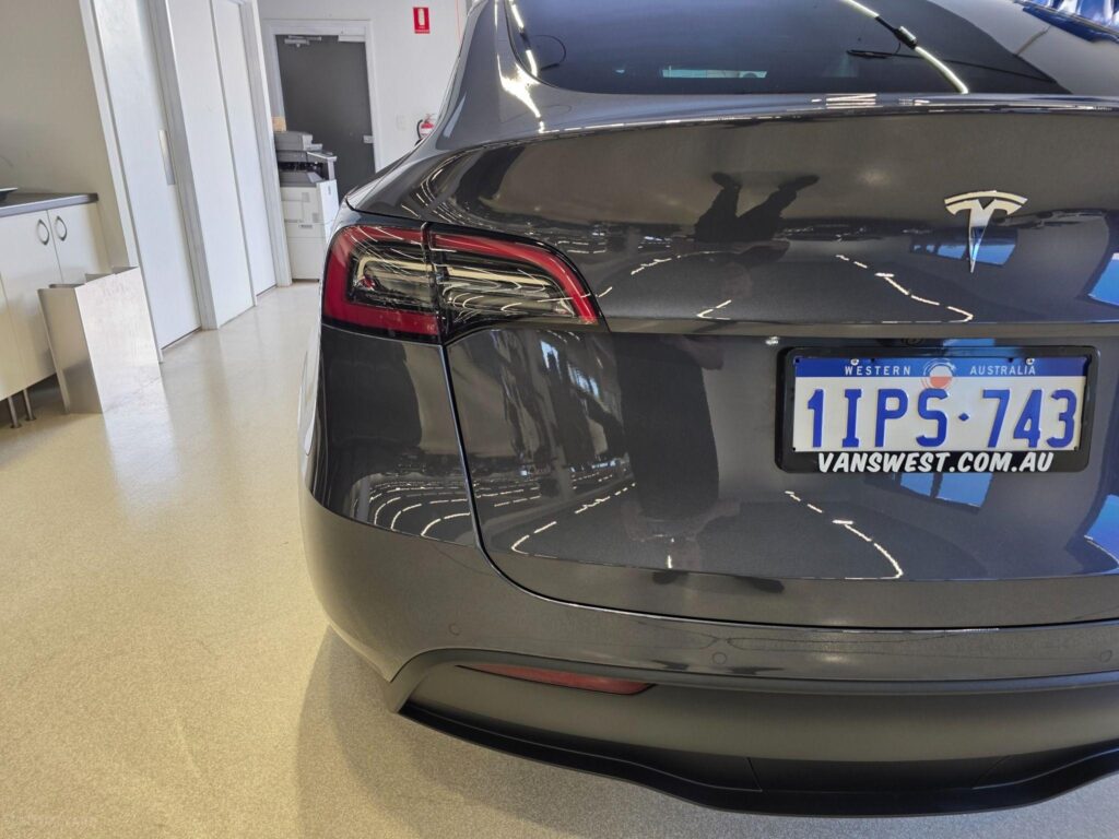 2022 TESLA MODEL Y REAR-WHEEL DRIVE MY22
