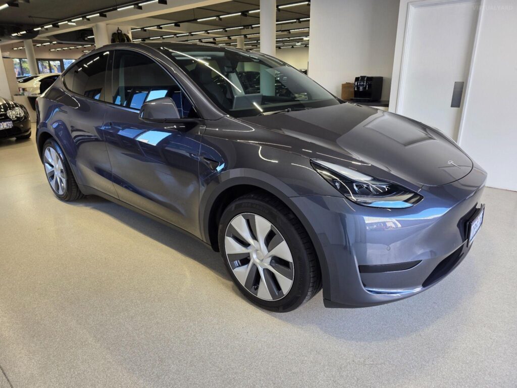 2022 TESLA MODEL Y REAR-WHEEL DRIVE MY22