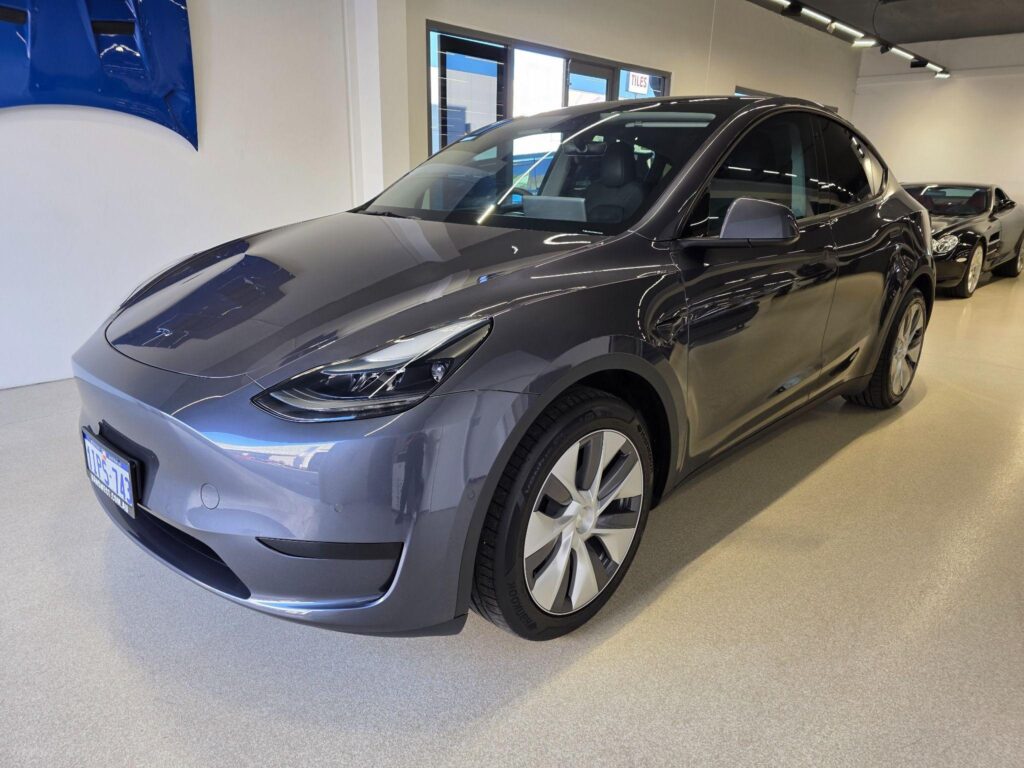 2022 TESLA MODEL Y REAR-WHEEL DRIVE MY22