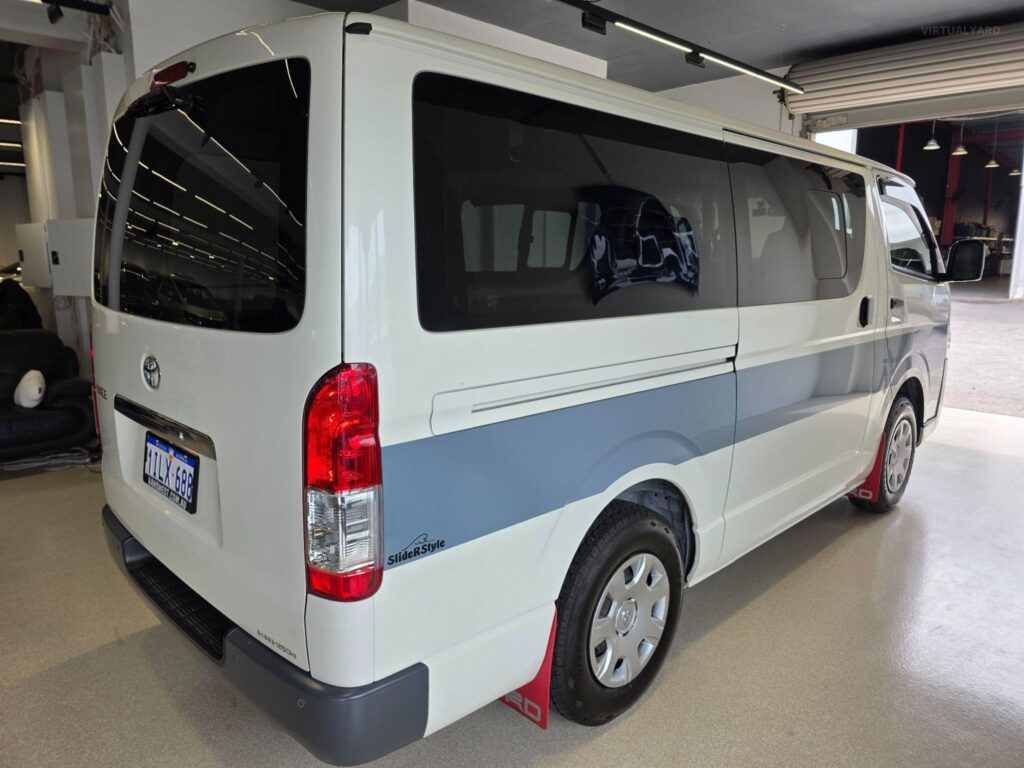 2023 Toyota Hiace DX GL PACKAGE TRH200