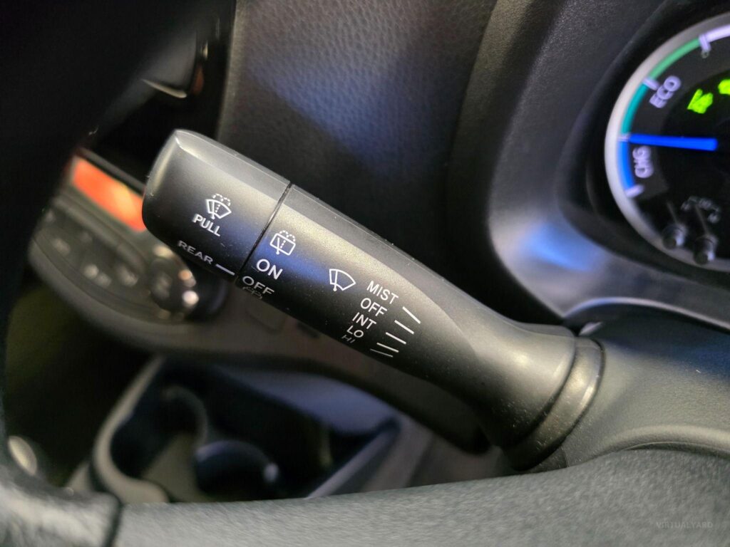2019 Toyota Vitz HYBRID F 2WD NHP130