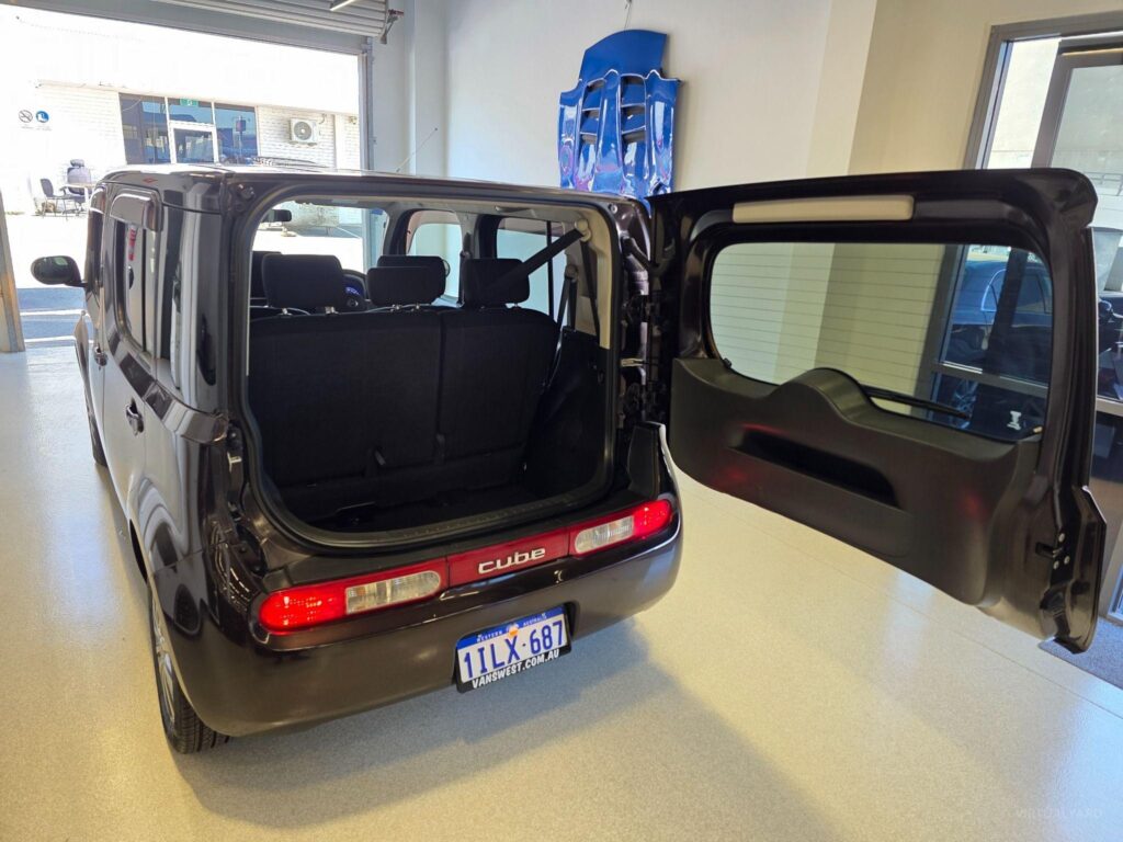 2015 Nissan Cube 15X Z12