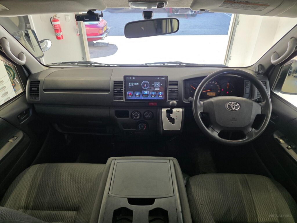 2017 TOYOTA HIACE LWB PETROL