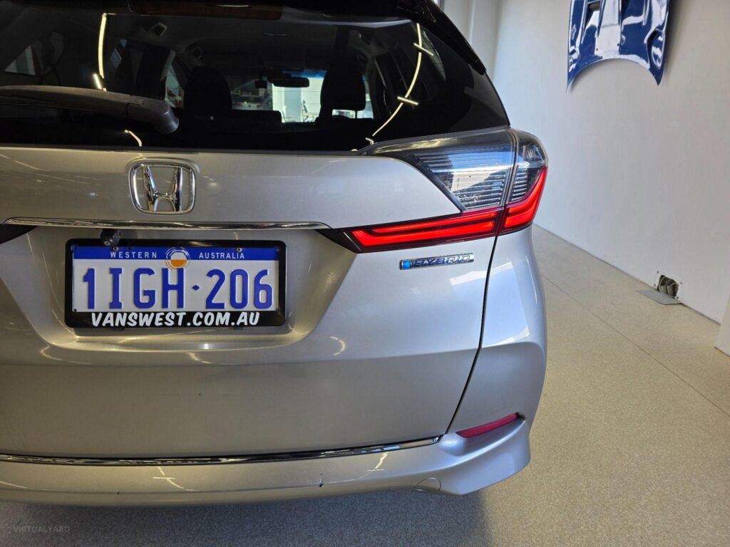 2019 Honda Shuttle Hybrid Wagon