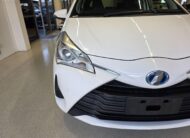 2019 TOYOTA VITZ F HYBRID NHP130