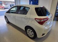 2019 TOYOTA VITZ F HYBRID NHP130