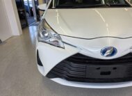 2017 TOYOTA VITZ HYBRID F 2WD NHP130