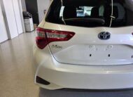 2017 TOYOTA VITZ HYBRID F 2WD NHP130