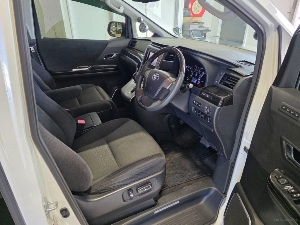 2013 TOYOTA VELLFIRE GGH20