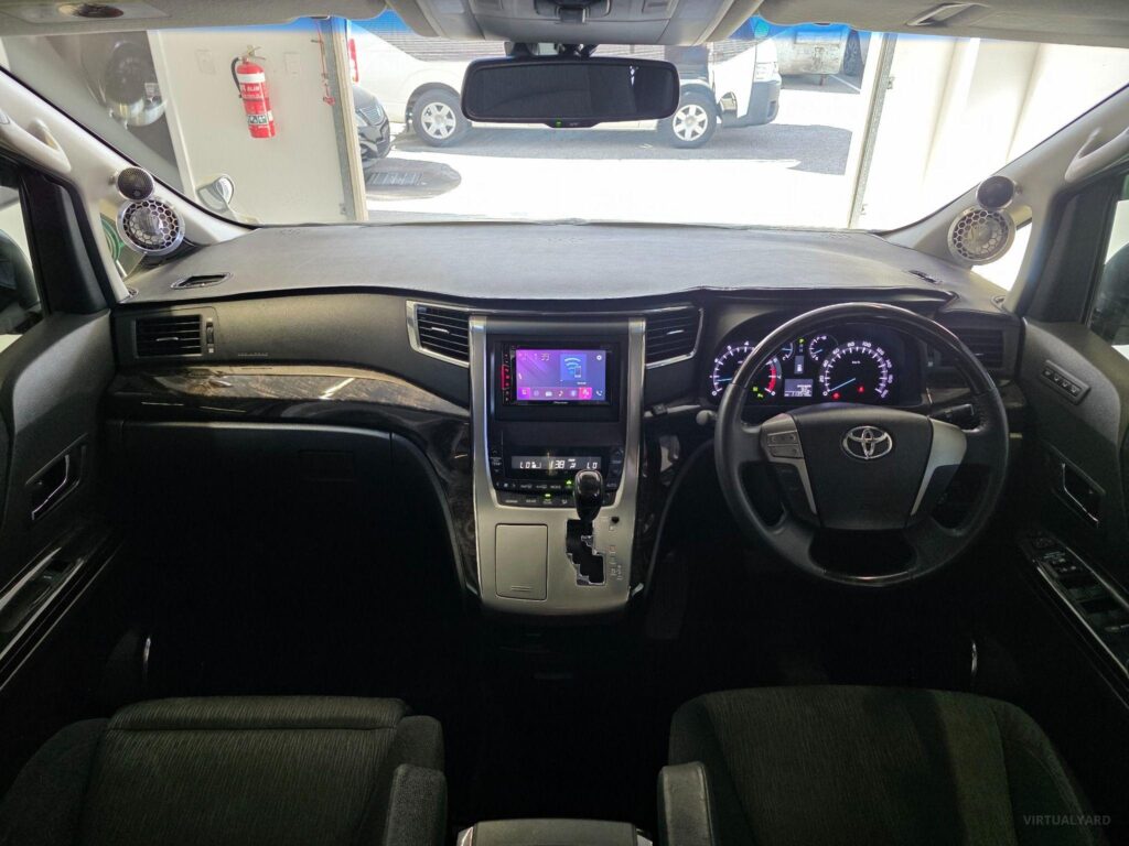 2013 TOYOTA VELLFIRE GGH20
