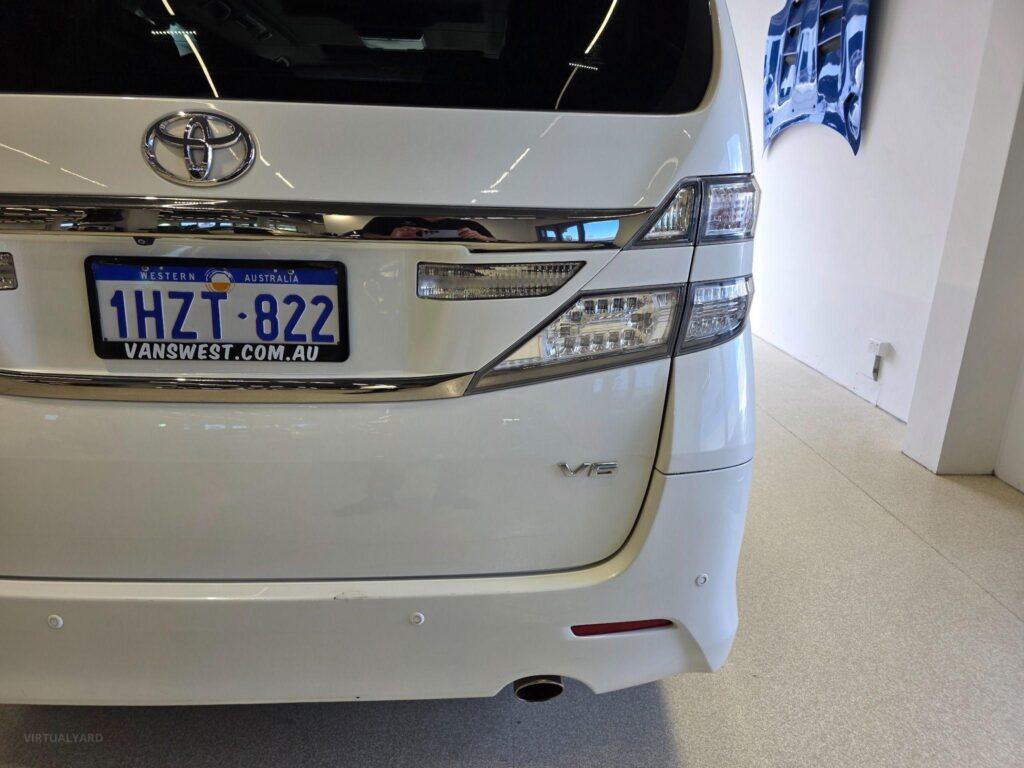 2013 TOYOTA VELLFIRE GGH20