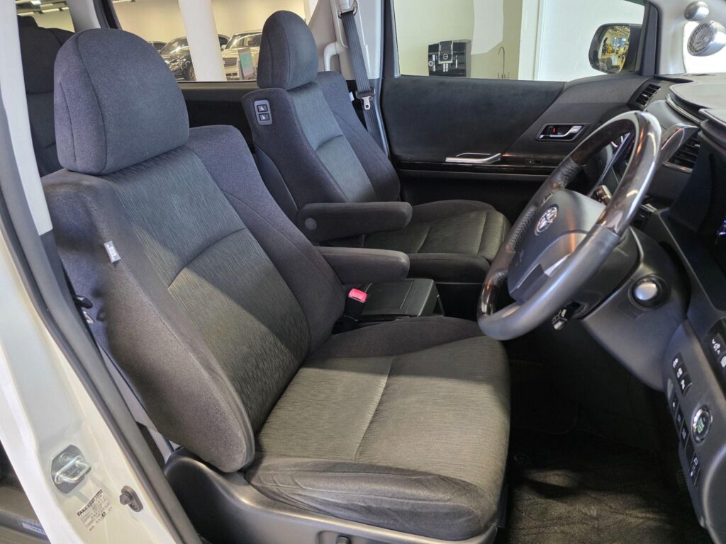 2013 TOYOTA VELLFIRE GGH20