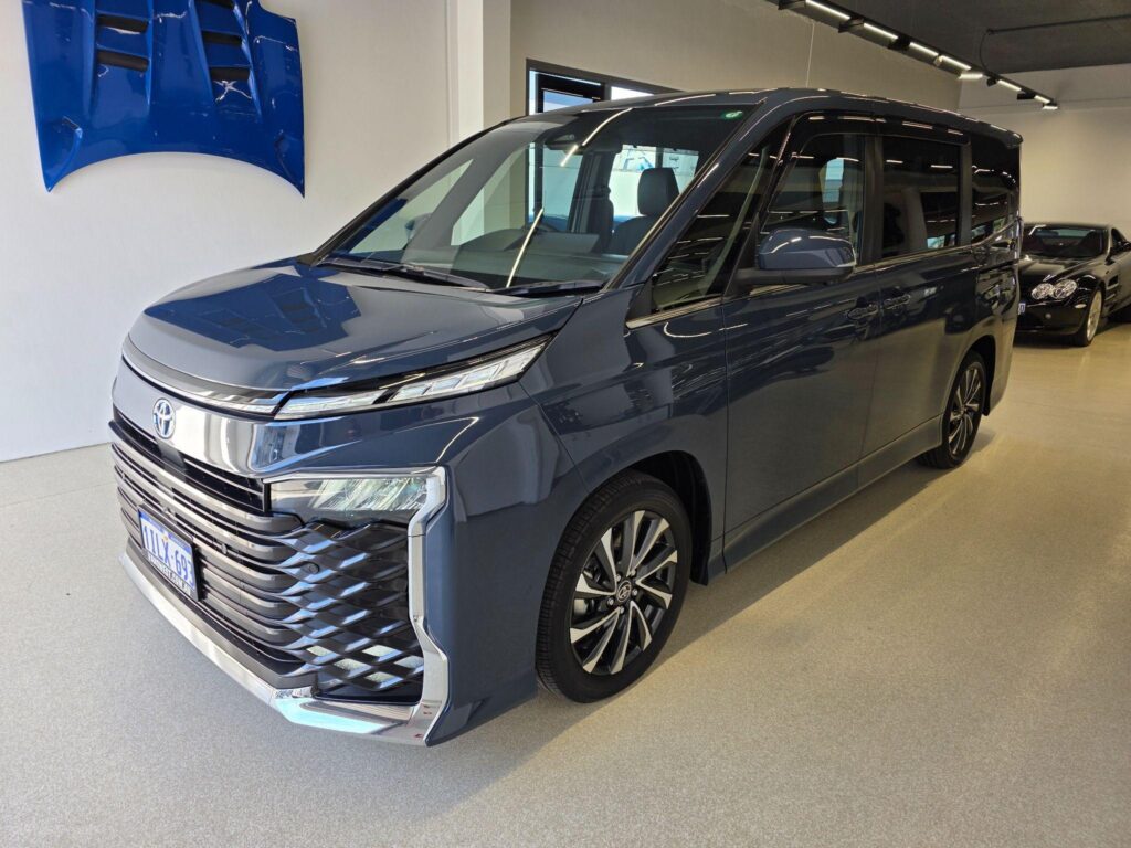 2024 Toyota Voxy Hybrid S-G ZWR90