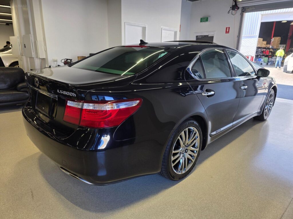 2007 LEXUS LS600h V8 HYBRID AWD VERSION U I PACKAGE UVF45