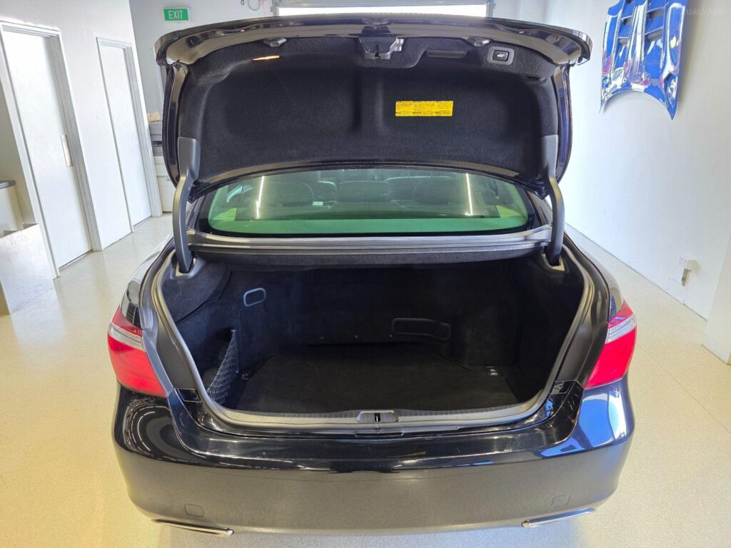 2007 LEXUS LS600h V8 HYBRID AWD VERSION U I PACKAGE UVF45