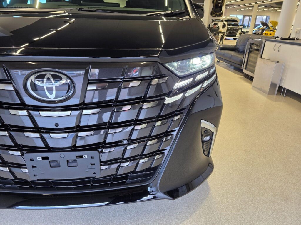 2025 TOYOTA ALPHARD Z AWD AGH45