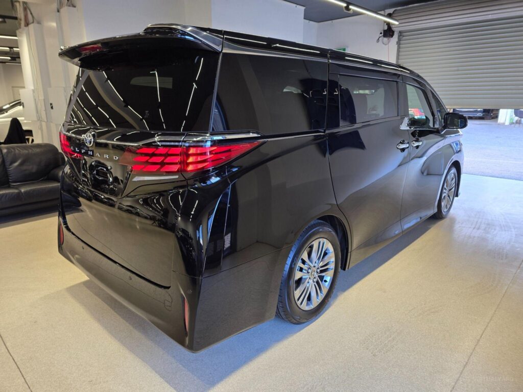 2025 TOYOTA ALPHARD Z AWD AGH45