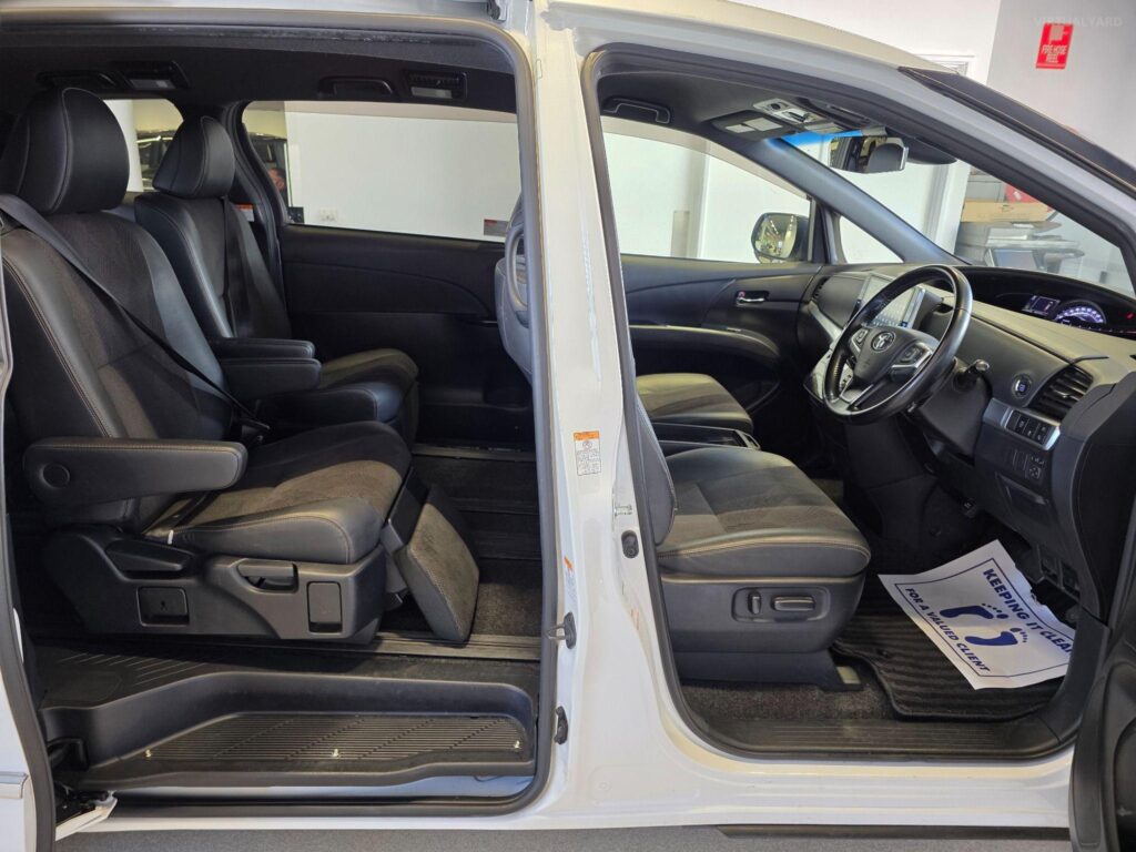 2017 TOYOTA ESTIMA AERAS PREMIUM ACR50