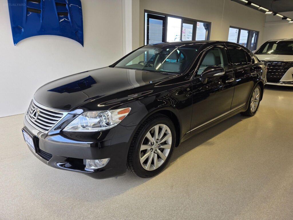 2011 LEXUS LS460 AWD USF45