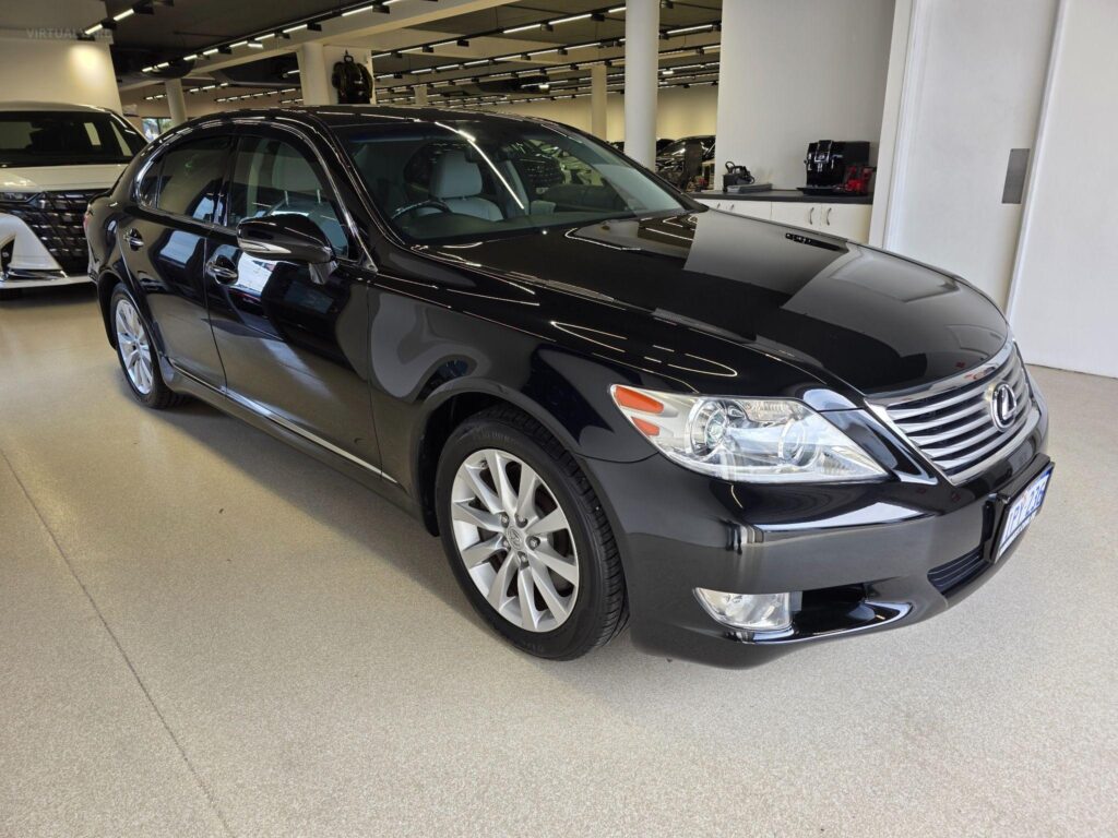 2011 LEXUS LS460 AWD USF45