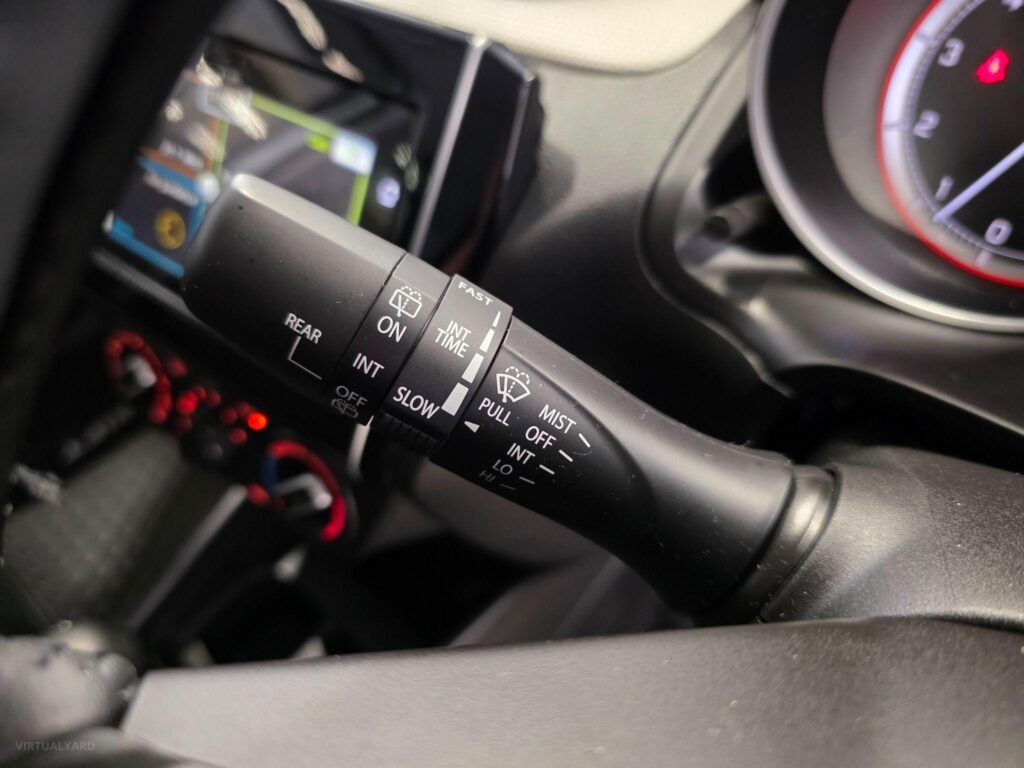 2023 SUZUKI SWIFT GL NAVI AZ SERIES II