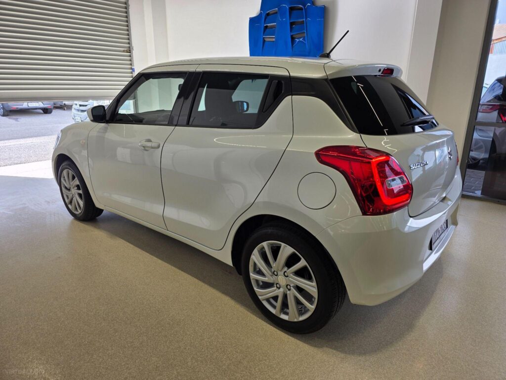 2023 SUZUKI SWIFT GL NAVI AZ SERIES II