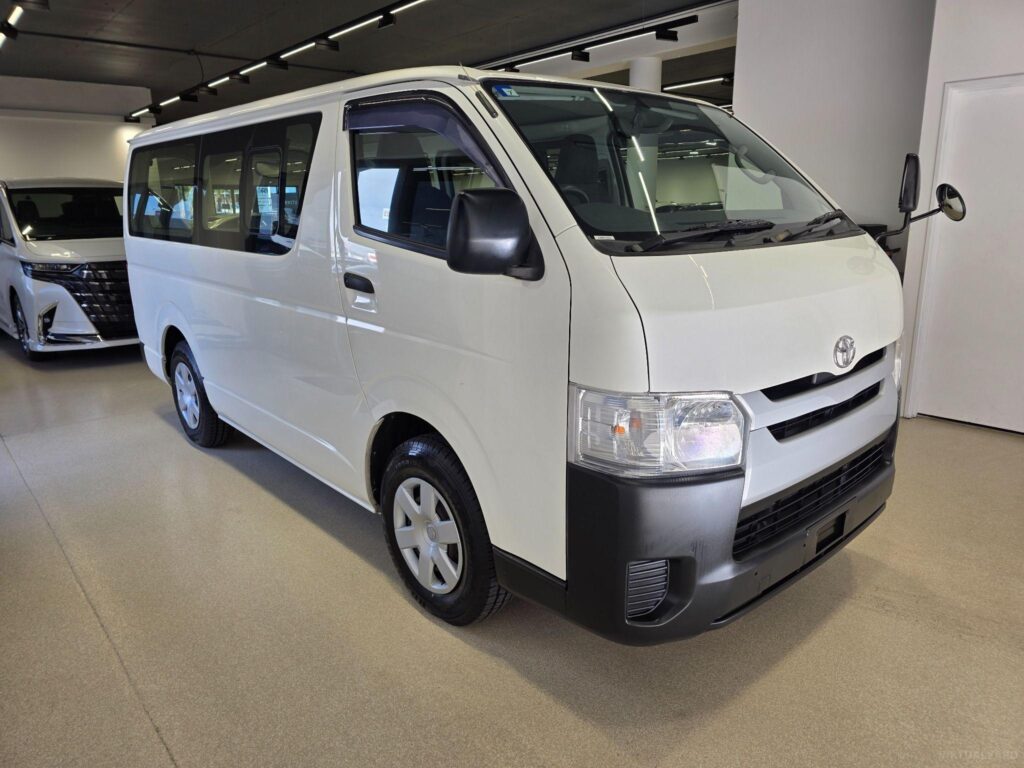 2019 TOYOTA HIACE LONG DX TRH200