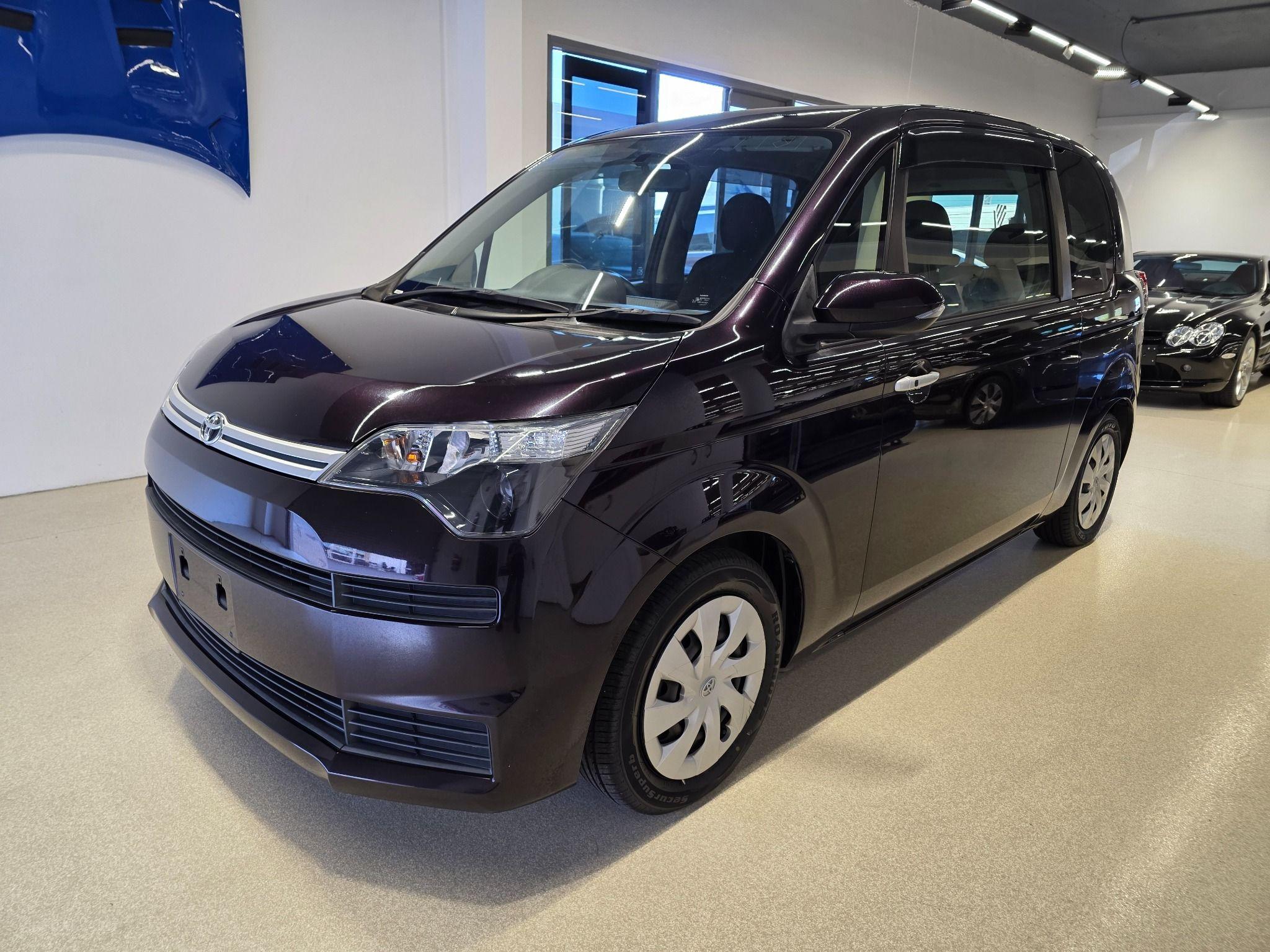 2015 Toyota Spade Y NSP141