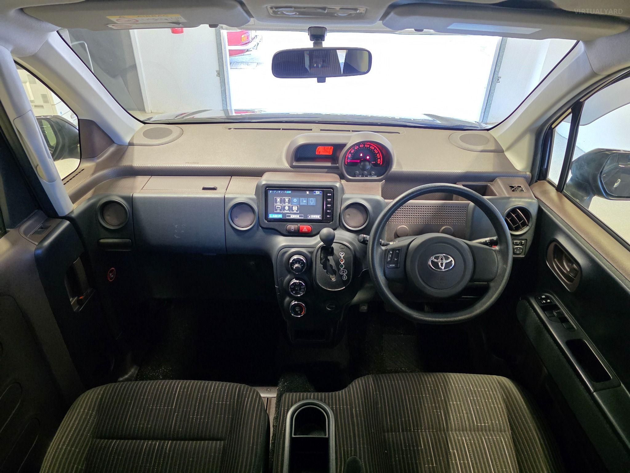 2015 Toyota Spade Y NSP141