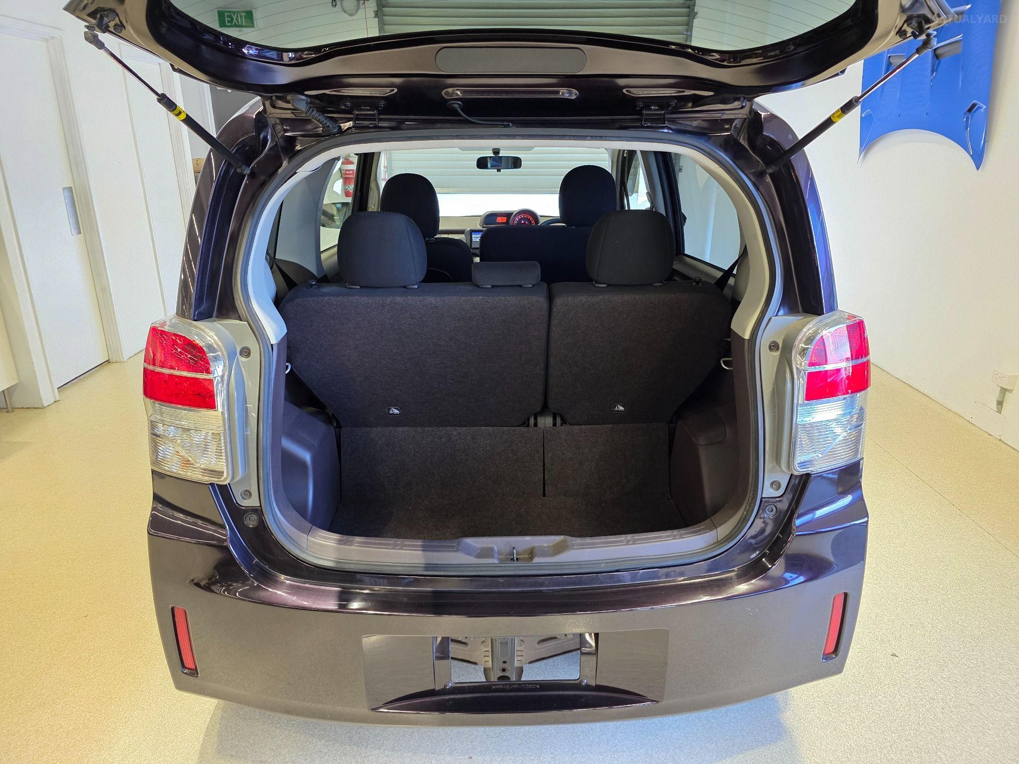 2015 Toyota Spade Y NSP141