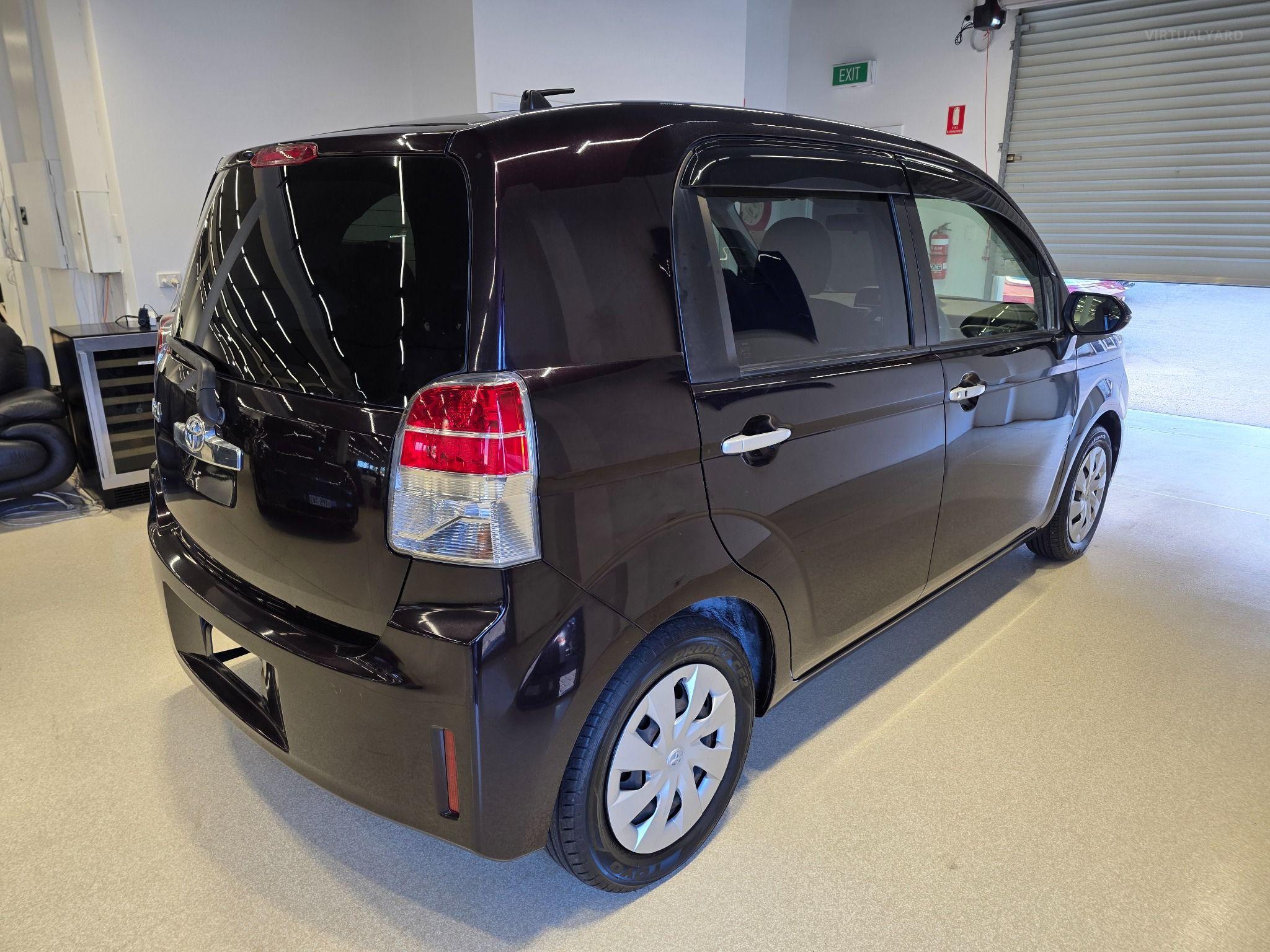 2015 Toyota Spade Y NSP141