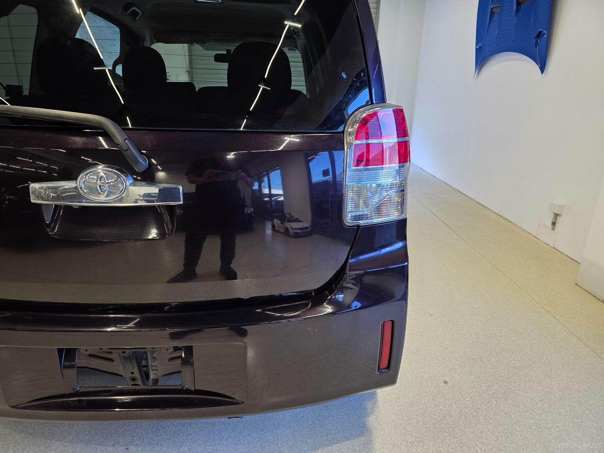 2015 Toyota Spade Y NSP141