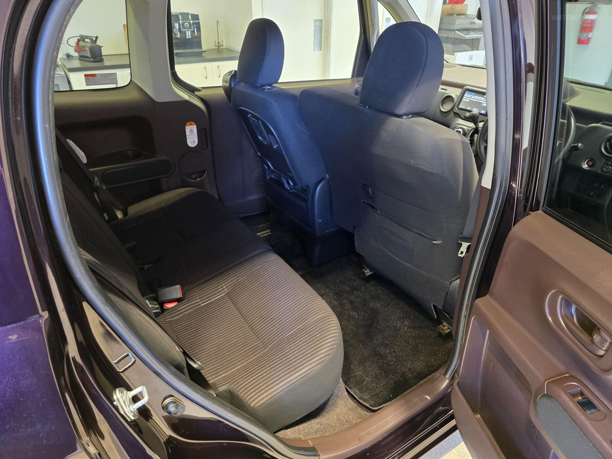 2015 Toyota Spade Y NSP141